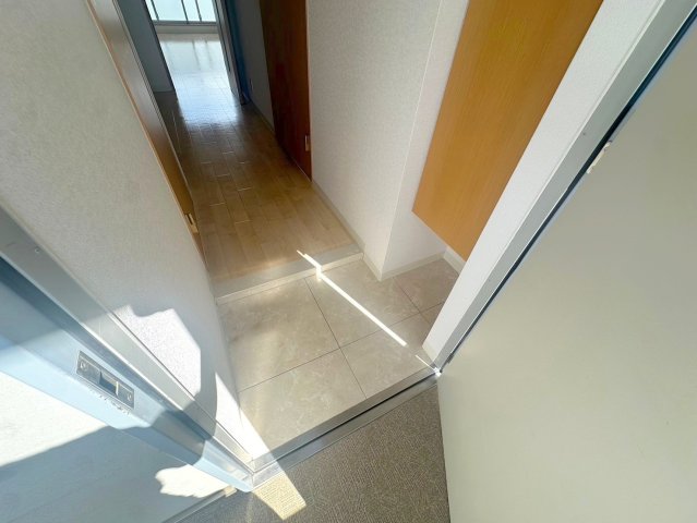 玄関　素敵な玄関は毎朝あなたを元気に送りだしてくれますよ。