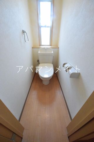 トイレ　シンプルで使いやすいトイレです