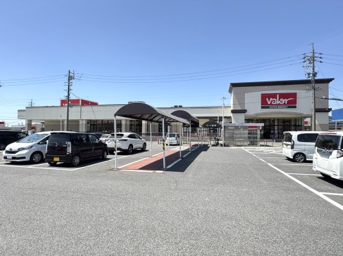 スーパー　バロー高蔵寺店（スーパー）まで578m