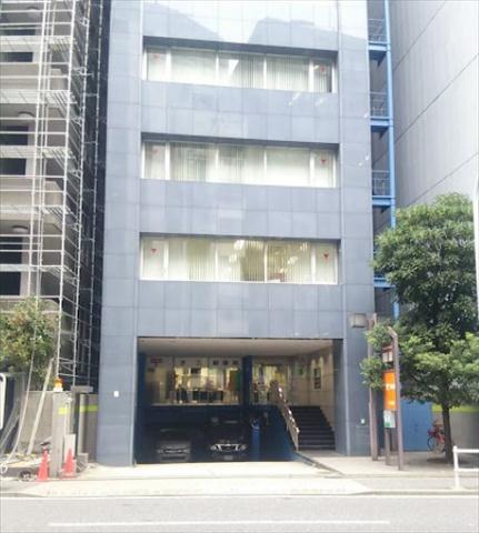 郵便局　芝三郵便局（郵便局）まで64m