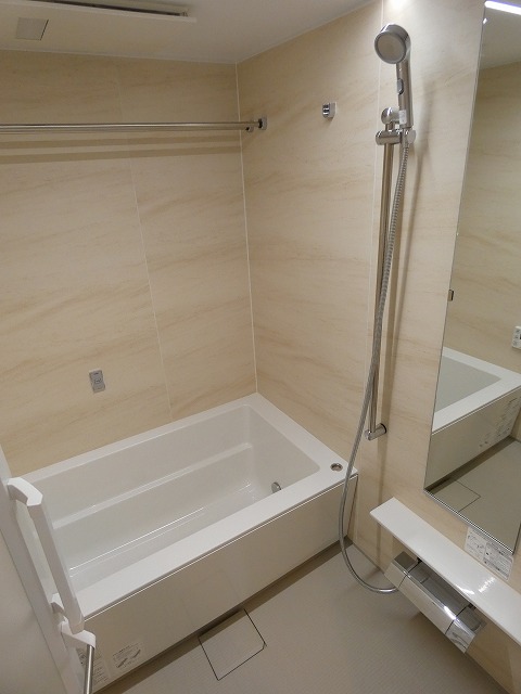 バス・シャワールーム　バス※別部屋参考写真