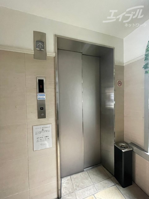 ロビー