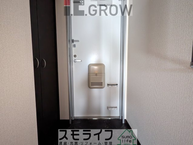 玄関　落ち着いた玄関です