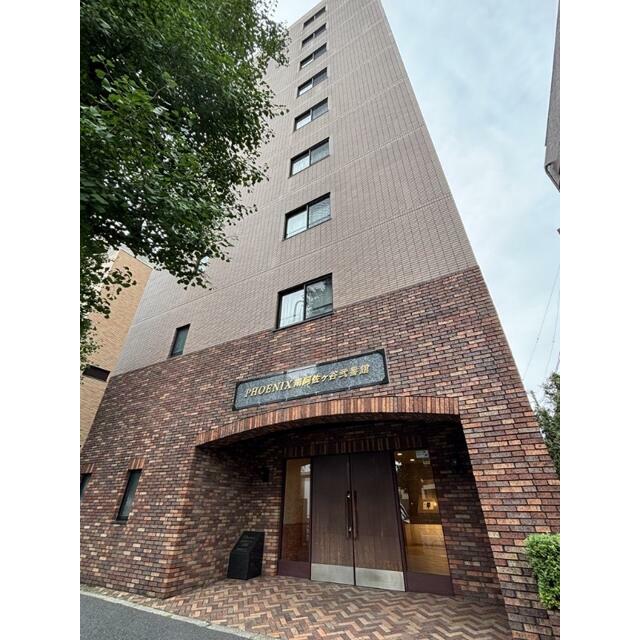 建物外観　鉄筋コンクリート造のがっちりとした建物。