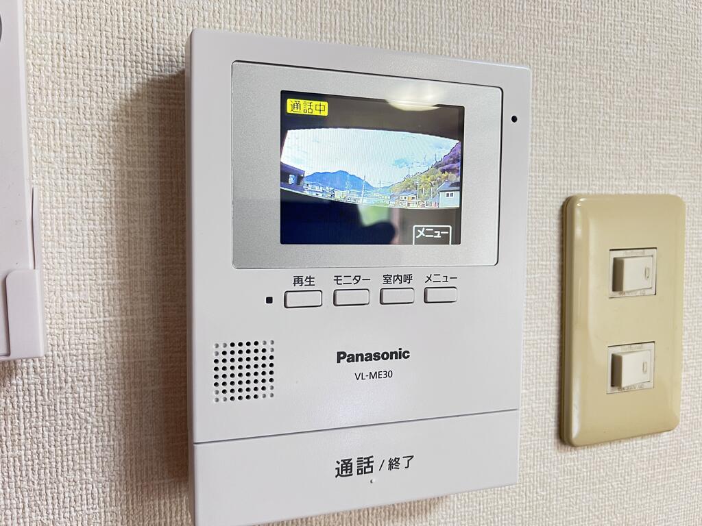 セキュリティ　モニターインターホン付きで急な来訪時も安心です◎