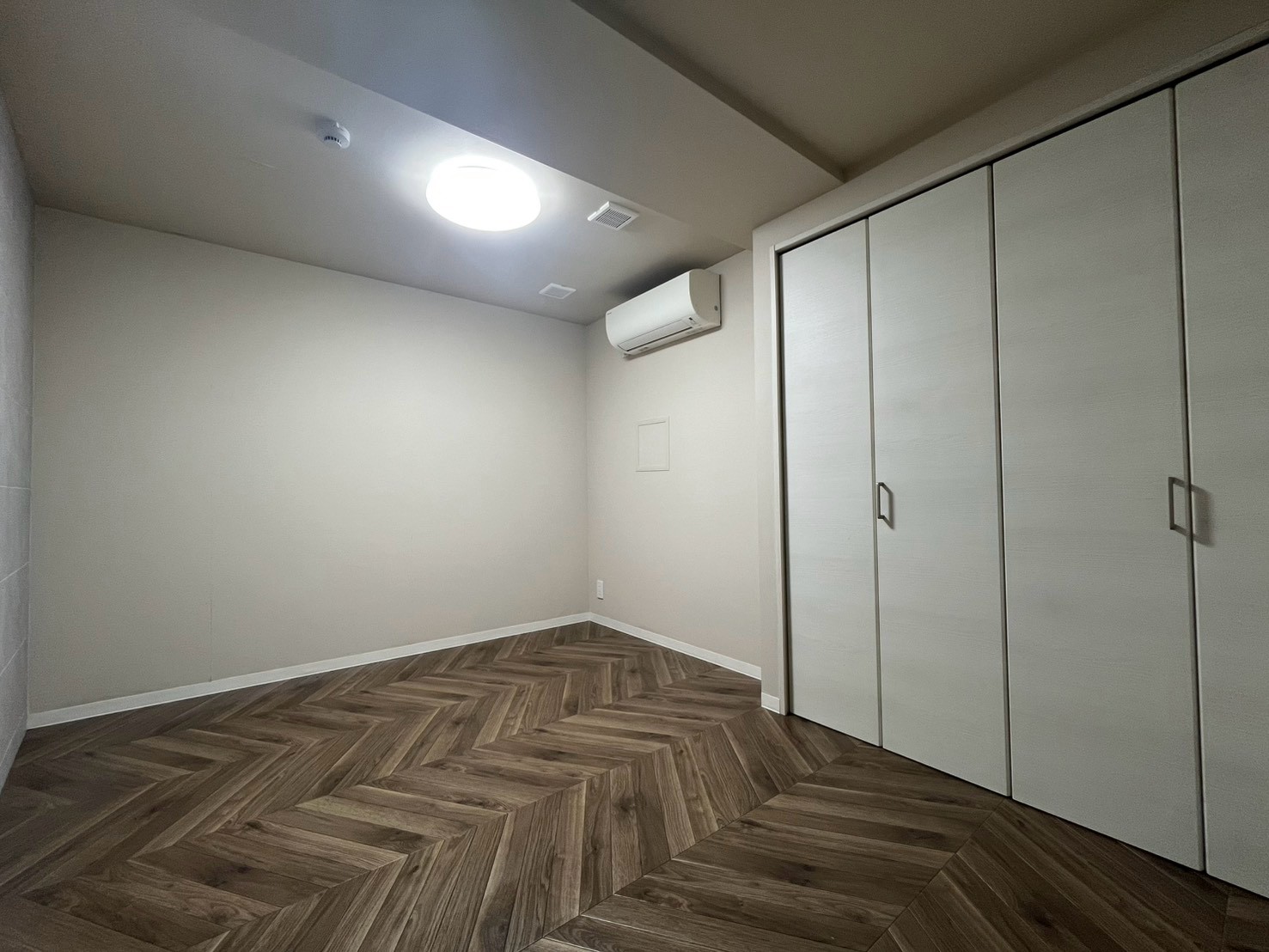 Apartment小石川後楽園の内装写真