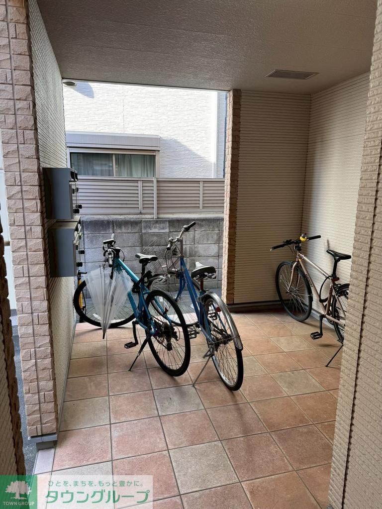 エントランス　★お問い合わせはタウンハウジングまで★