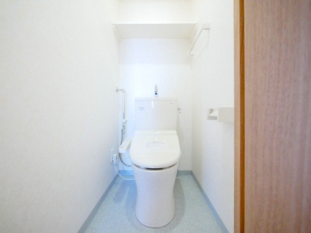 トイレ　ウォシュレット完備しています♪