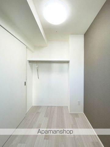 Brillia ist 浅草の居間写真