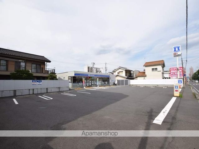 コンビニ　ローソン（コンビニ）まで456m