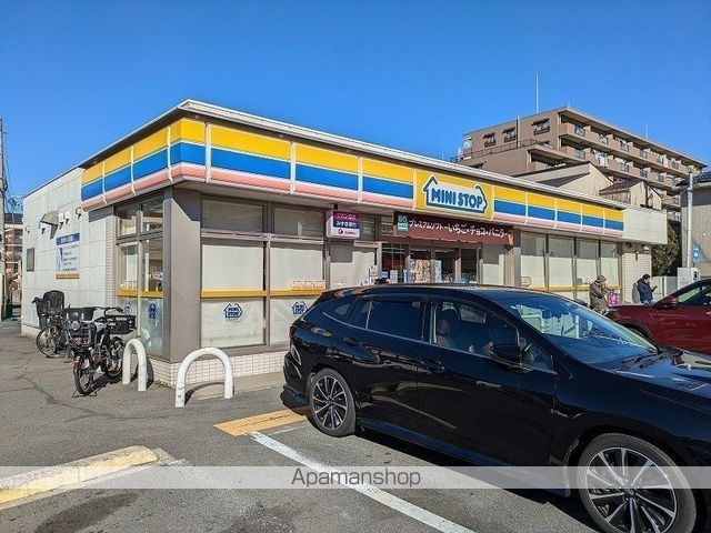 コンビニ　ミニストップ（コンビニ）まで607m