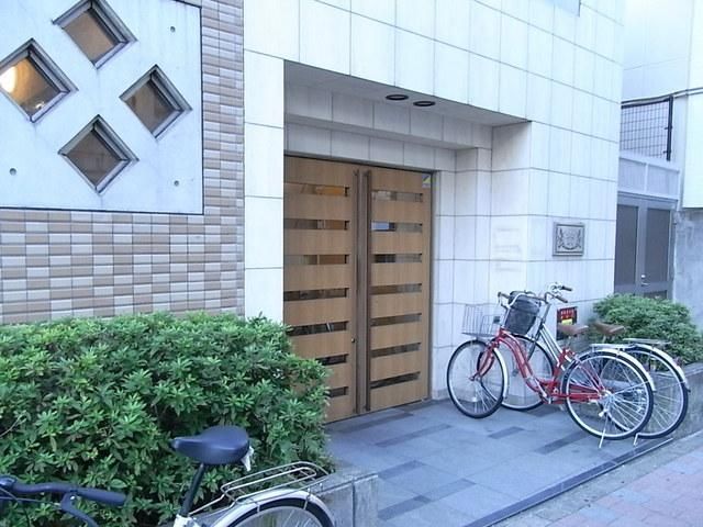 エントランス　エントランス