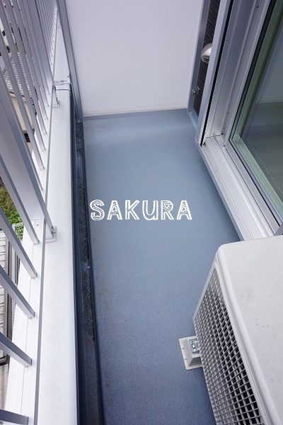 バルコニー　便利で嬉しいバルコニー付きです♪
