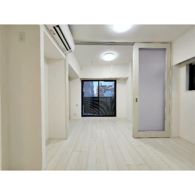 クオリタス門前仲町の居間写真