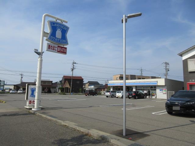 コンビニ　ローソン金沢問屋町一丁目店（コンビニ）まで619m