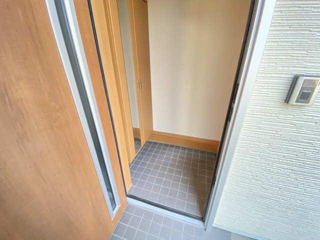 シーズンステージ南の丘 A棟の玄関写真