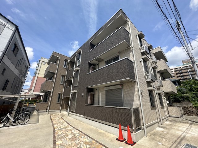 D-room灘北通の外観写真