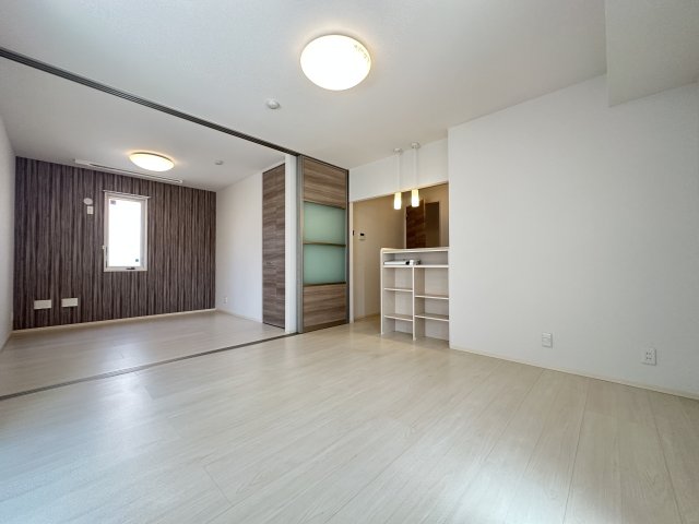 D-room灘北通の居間写真