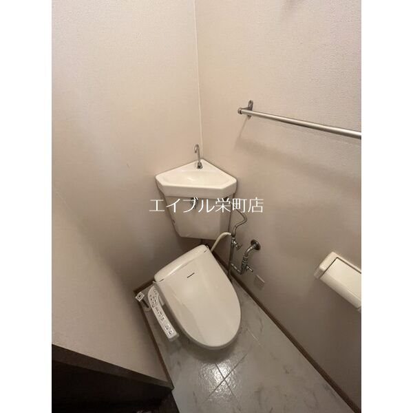 地下鉄東豊線 元町駅 徒歩39分 3階建 築31年のトイレ写真