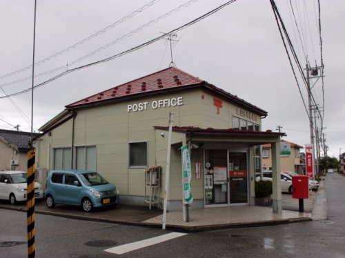 郵便局　富山金代郵便局（郵便局）まで826m