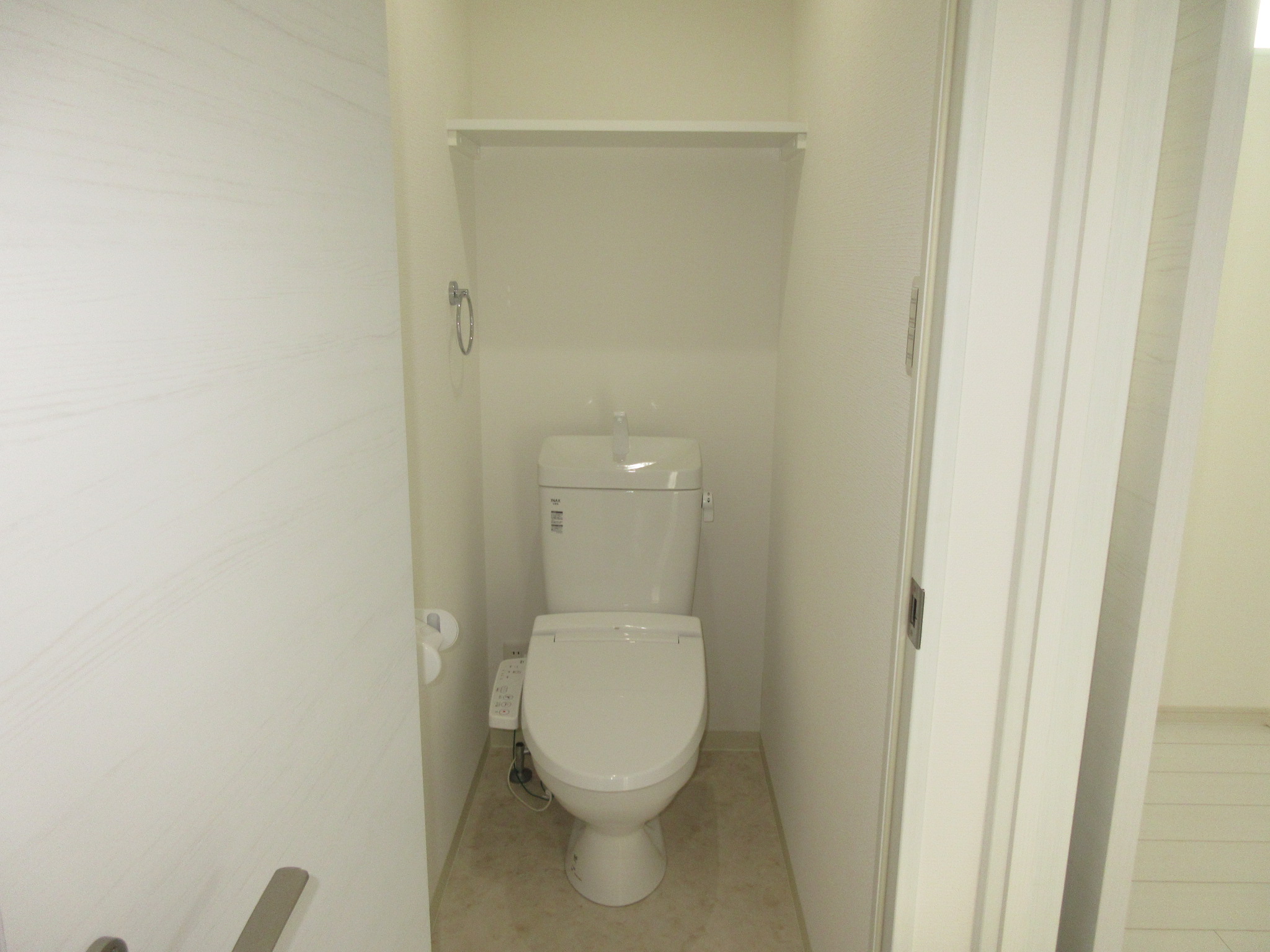 地下鉄谷町線 平野駅 徒歩5分 4階建 築1年のトイレ写真