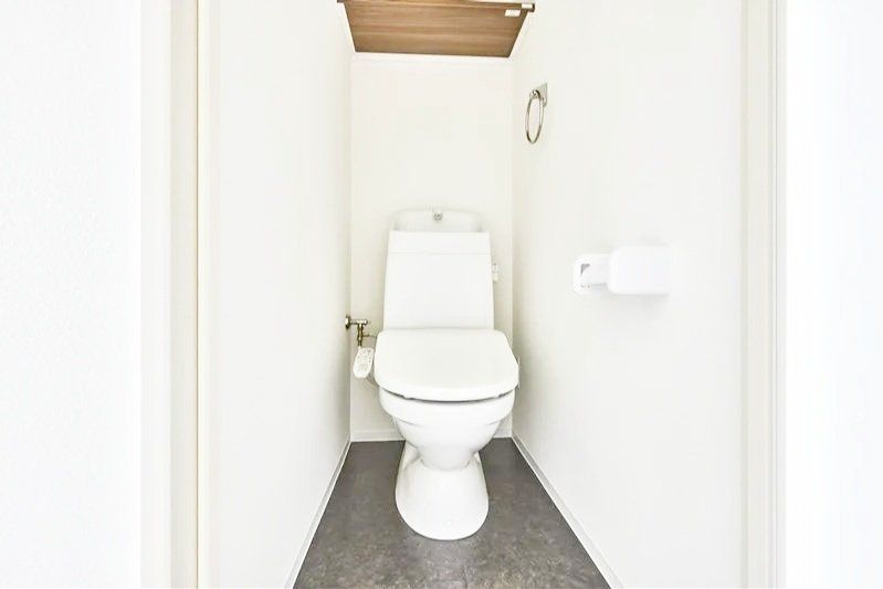 ＪＲ高崎線 吹上駅 徒歩14分 2階建 築1年のトイレ写真