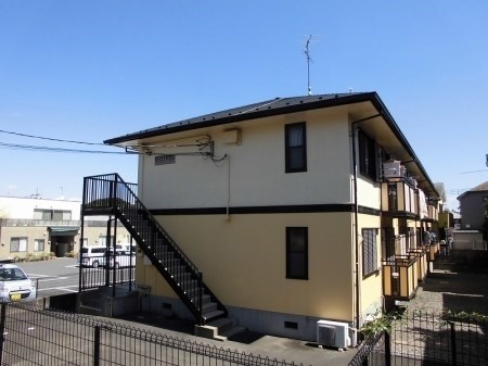 ＪＲ中央線 高尾駅 バス乗車時間：10分 最寄りバス停で下車 徒歩1分 築31年