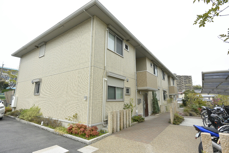 Green Valley 香里ヶ丘 A棟の外観写真