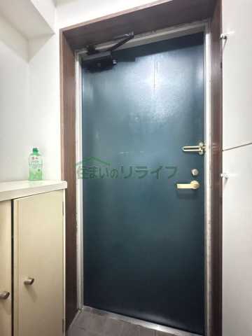 アート・フル西荻窪の玄関写真