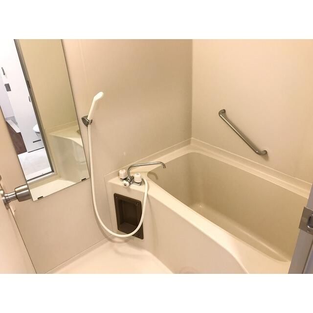 原宿東急アパートメントの風呂写真