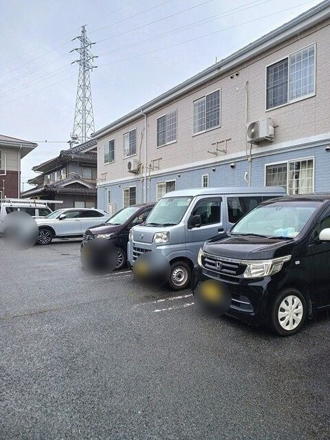 駐車場　駐車場