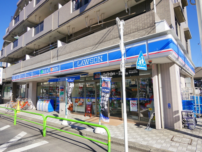 コンビニ　ローソン高野台（コンビニ）まで440m
