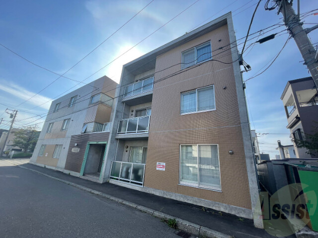建物外観　札幌市東区北三十五条東「ＣＯＳＭＯＦＬＡＴ」