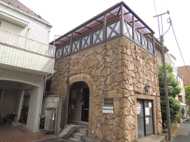 京王線 八幡山駅 徒歩8分 築30年