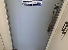 玄関　参考写真：別部屋タイプ