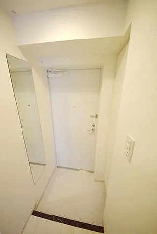 玄関　※同タイプ参考写真