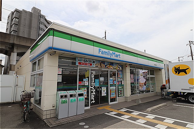 コンビニ　ファミリーマート大東大野店（コンビニ）まで529m