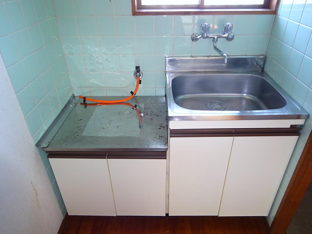 キッチン　2口コンロが置ける流し台