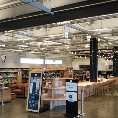 図書館　牧之原市立榛原図書館（図書館）まで876m