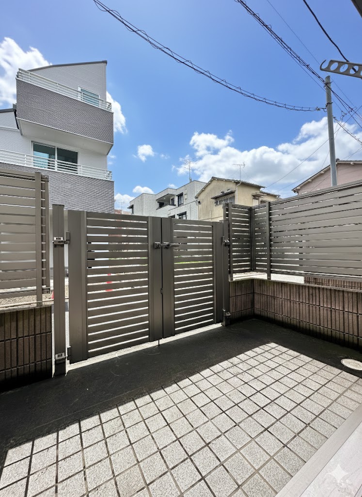 バルコニー　☆広い専用テラス☆