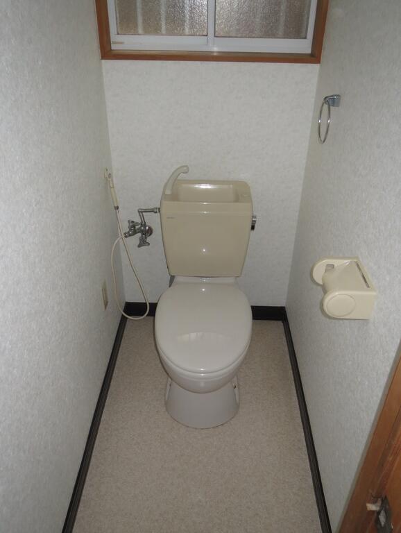 レジデンス井上貸家のトイレ写真