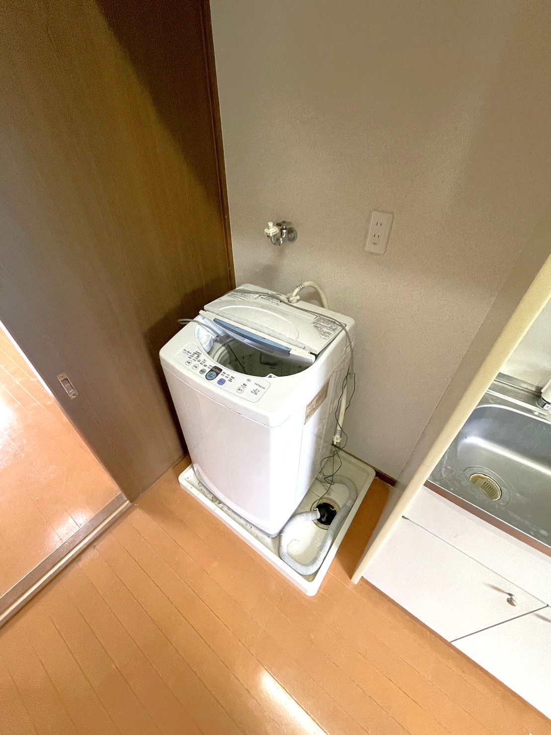 洗面設備　洗濯機付き（室内洗濯機置き場）