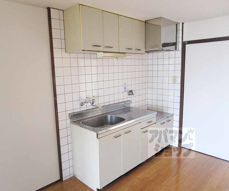 キッチン　４０１号室の写真です。