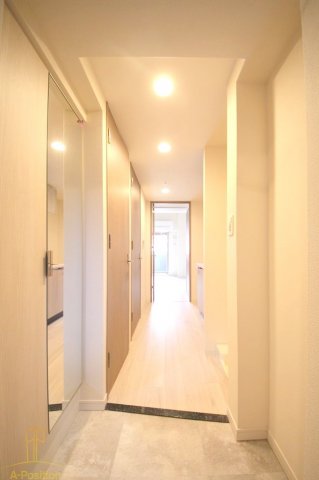 玄関　プレサンス福島ミッドエル