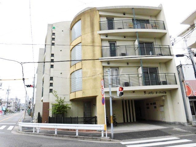 名古屋市昭和区前山町のマンションの建物外観
