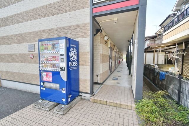 レオパレスポートサイドIIIの外観写真