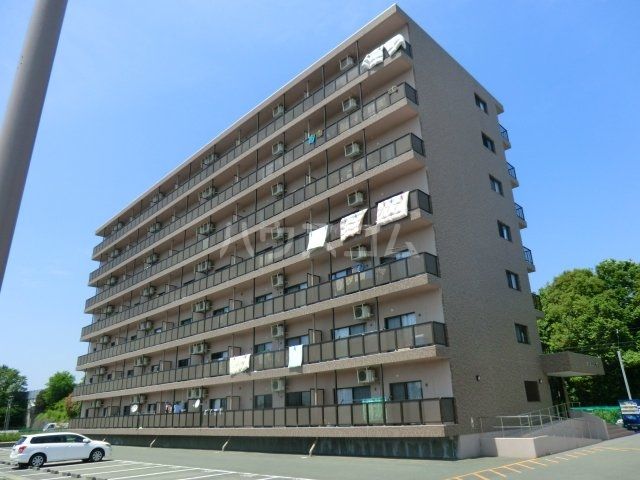 浜松市中央区小池町のマンションの建物外観