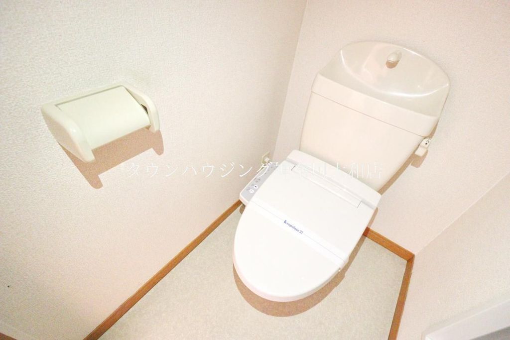 【海老名市国分北のアパートのトイレ】