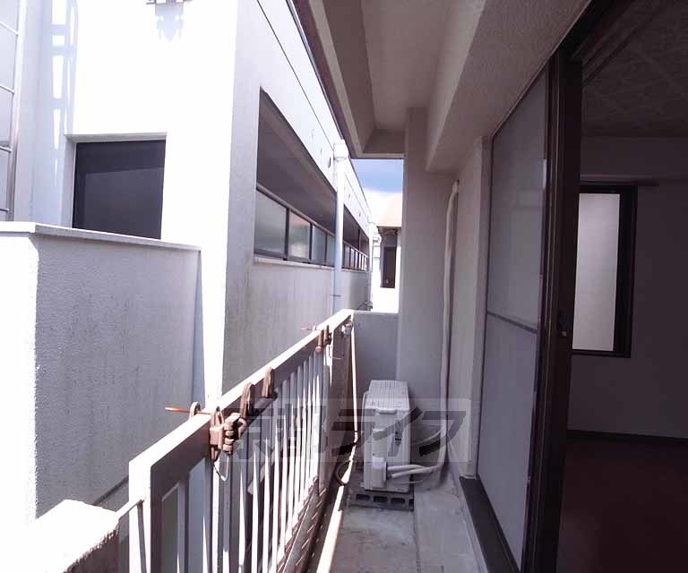 眺望　お問い合わせは京都ライフ出町柳店まで。