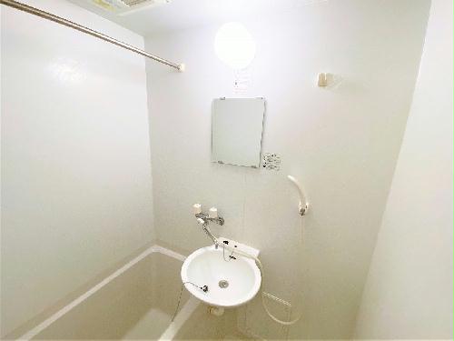 バス・シャワールーム　設備・使用は号室により異なる為、現況を優先致します。